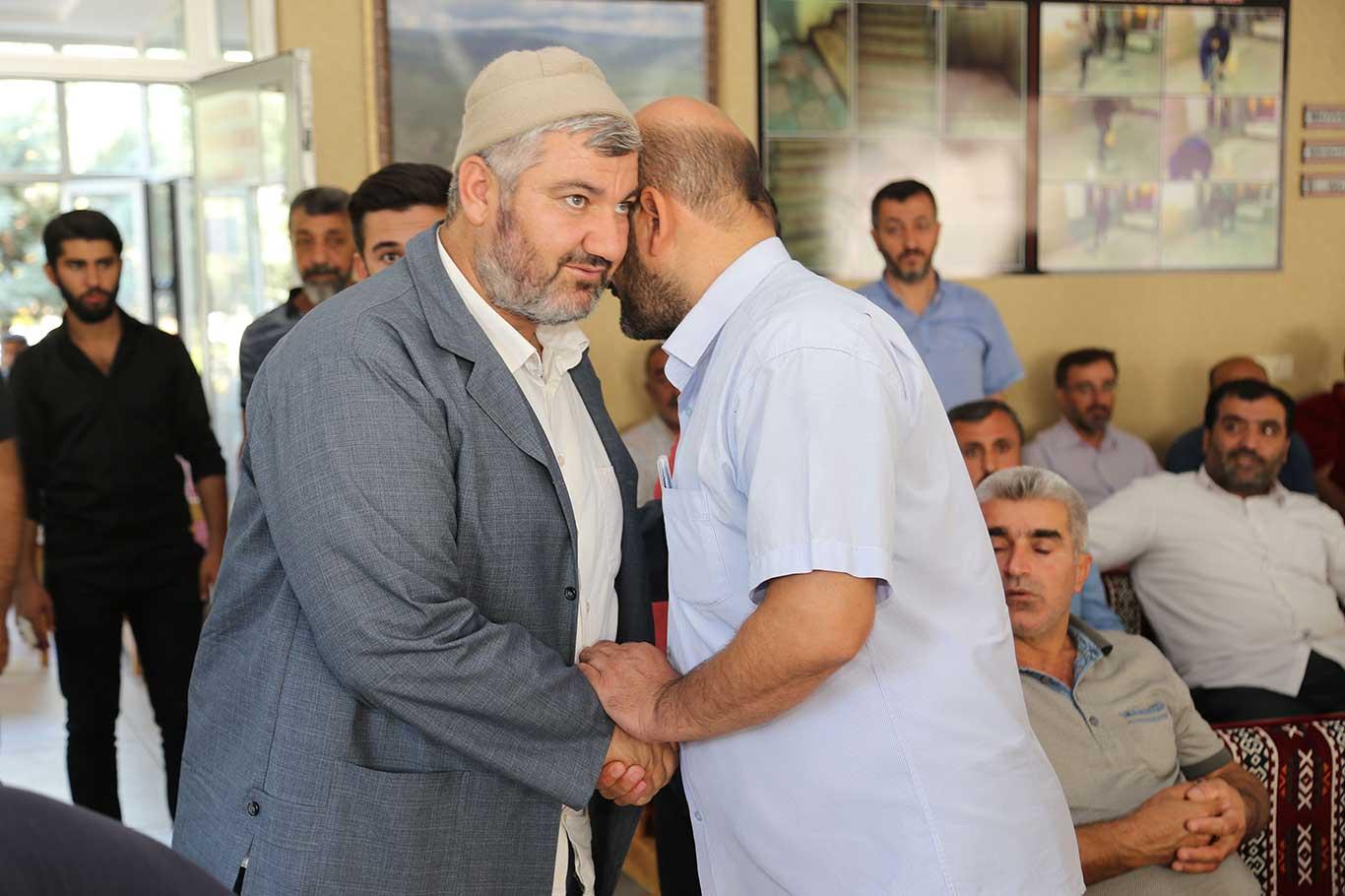 Salih Çelik için taziyeler kabul ediliyor Salih Çelik için taziyeler kabul ediliyor